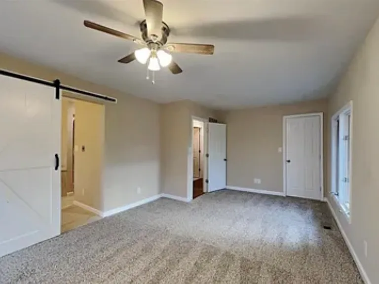 16743 Clayton Rd — Photo 7
