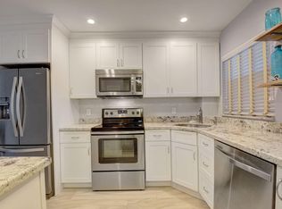 Snug Harbor Gardens, Boynton Beach, FL 33435