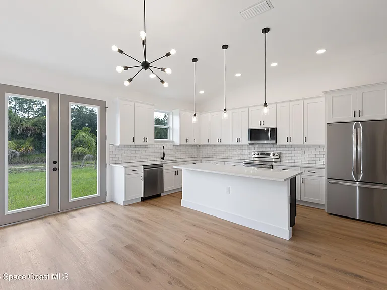 1133 Hanover Ave SW — Photo 19