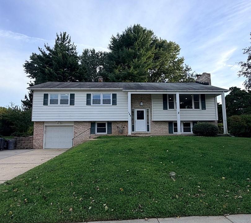 1st image of 721 Bedford Rd