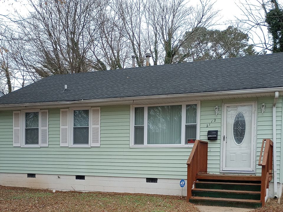1st image of 2112 N Whitehill Dr