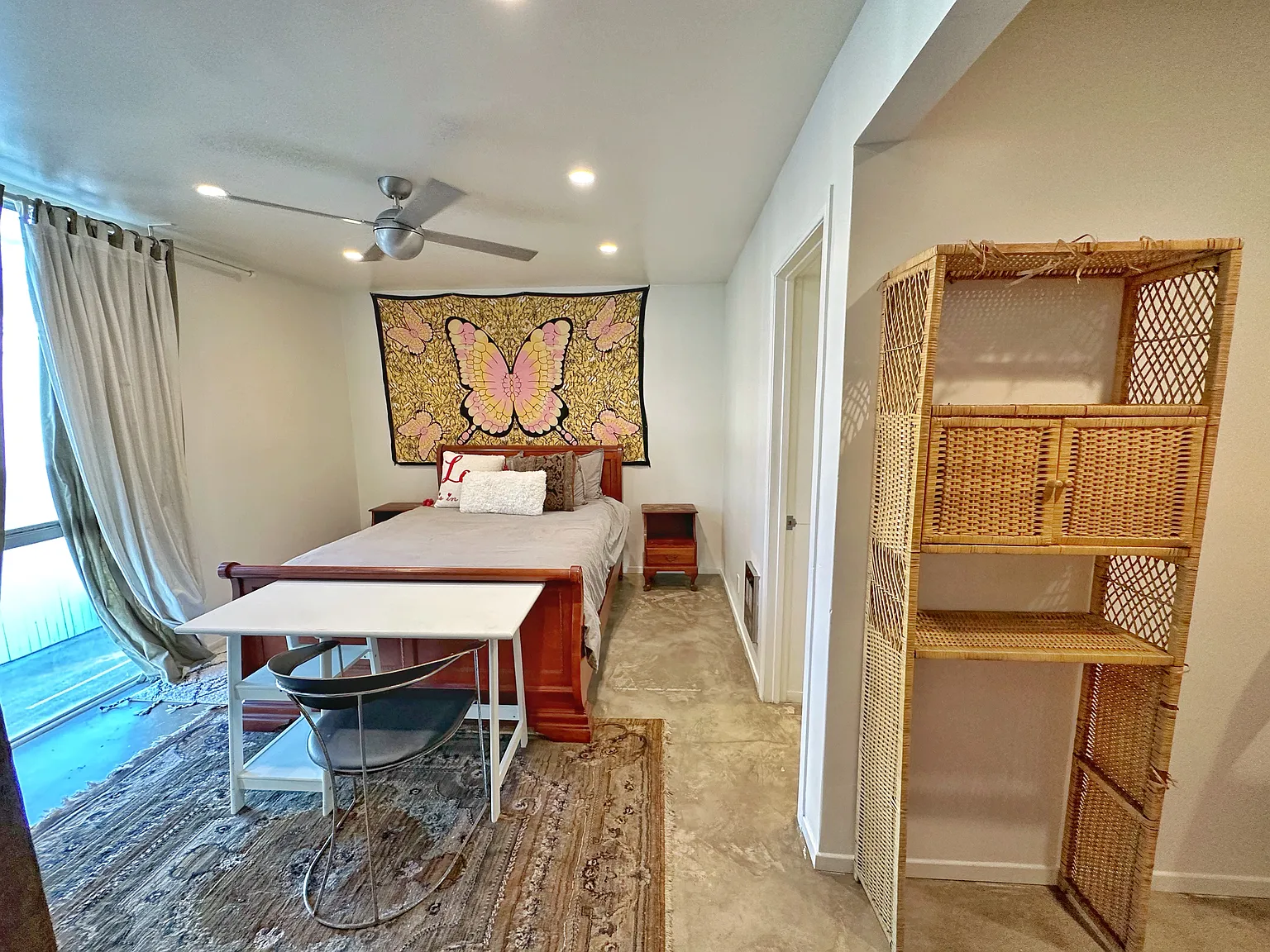 4 bed, 3300 sqft, $2,500 — Photo 4