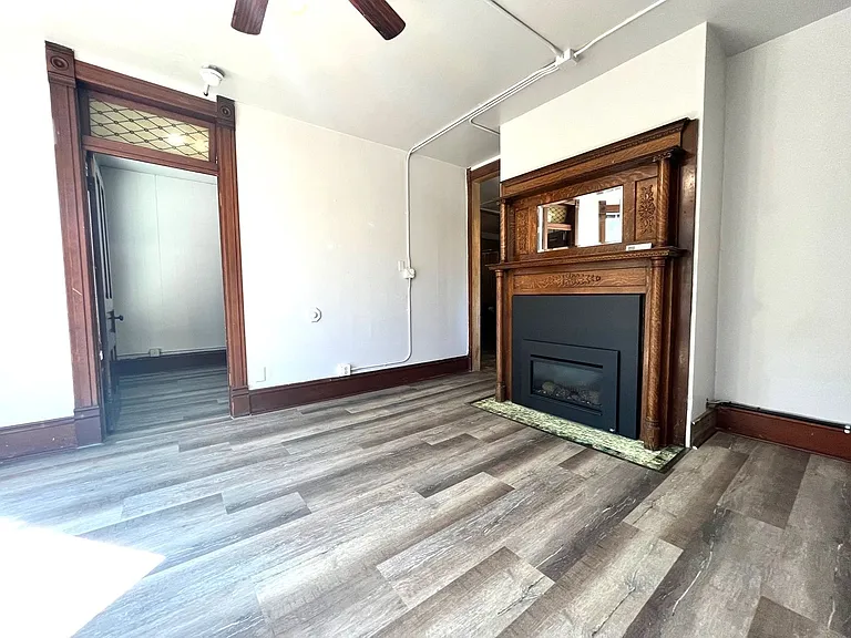 306 S 3rd St W #201 — Photo 3