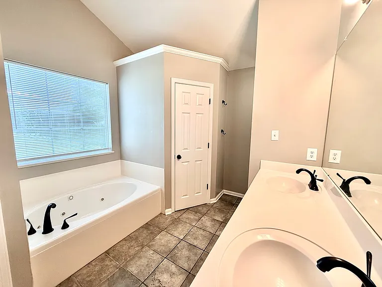 12483 Fairhope Way — Photo 22