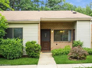 239 Medford Ct UNIT B, Manalapan, NJ 07726