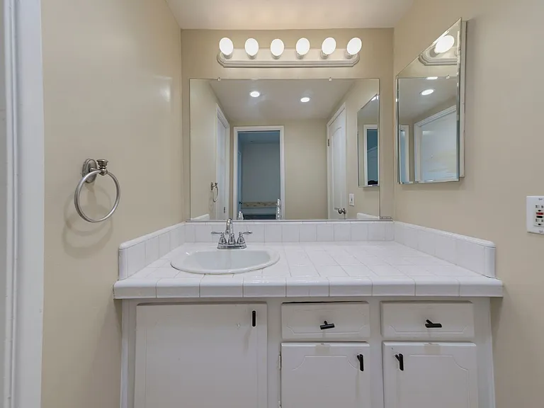 20361 Fee Ln — Photo 18