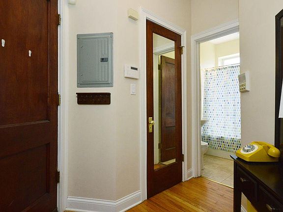 2nd image of 1545 W Arthur Ave #3D