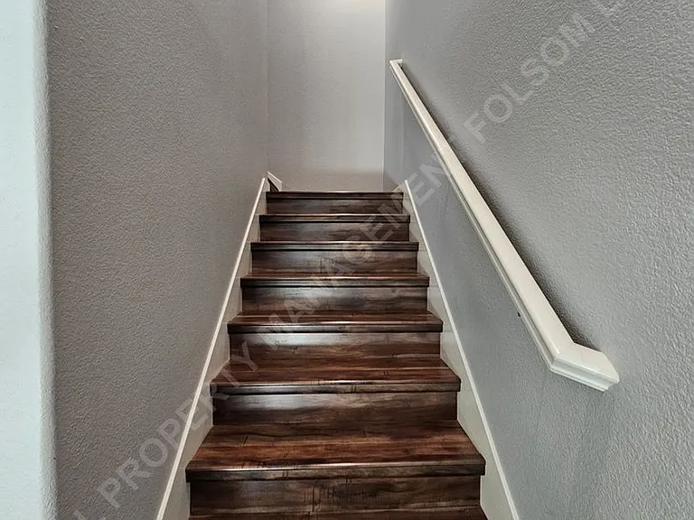 104 Rodin Ln — Photo 13