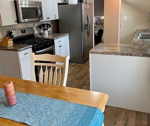 4th image of 3360 E 78th Pl