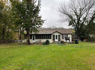 602 Frazier Dr, Dalton, GA 30721