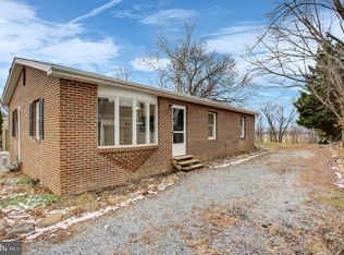 16944 Shinham Rd, Hagerstown, MD 21740