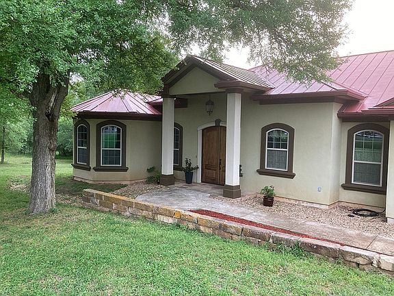 2nd image of 107 Concho Dr