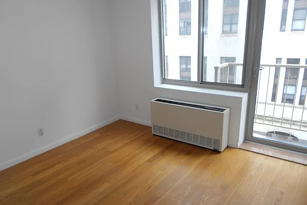 Rented by Corcoran | media 27