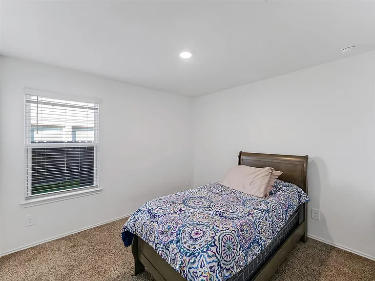 40519 Crisp Beech St — Photo 10