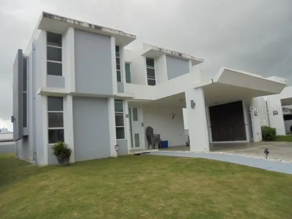 (undisclosed Address), Las Piedras, PR 00771