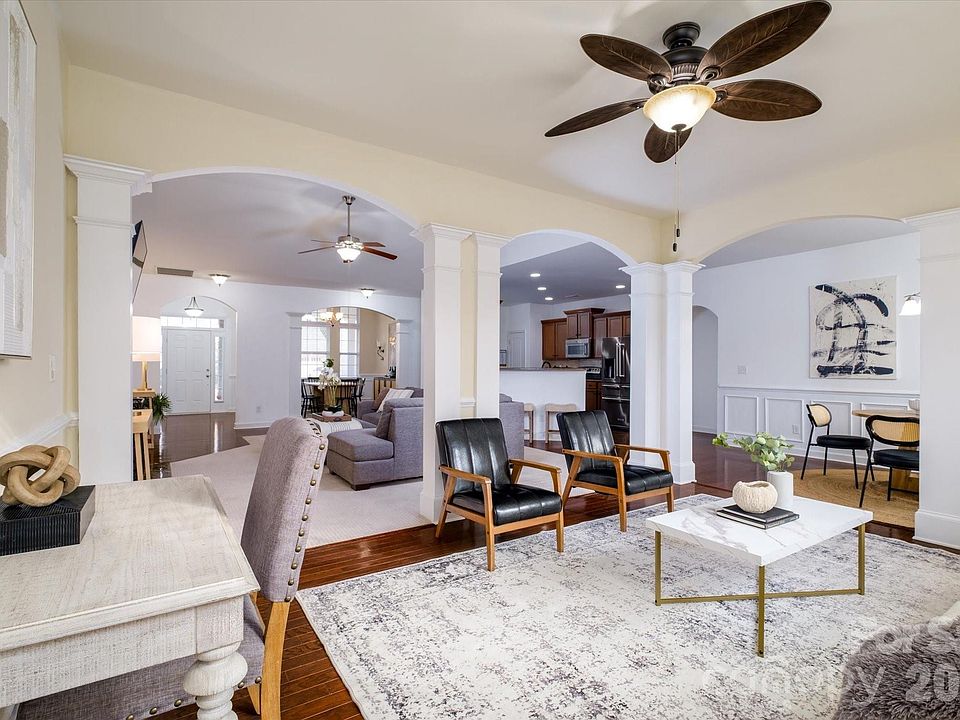 1st image of 8928 Carneros Creek Rd