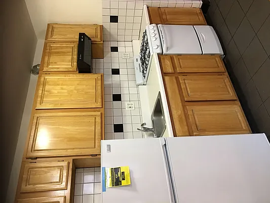 Rented by Peter Meskouris LREB | media 2