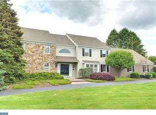 1041 Radley Dr, West Chester, PA 19382