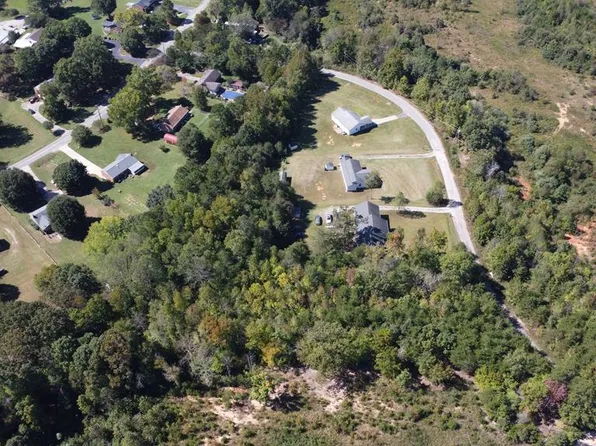 122AC Parker Forest Trl, Danville, VA 24540