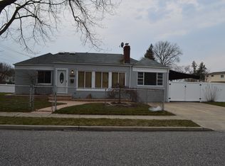 13 Robert Ave, Massapequa, NY 11758