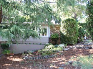 1 Corte Dorado, Kentfield, CA 94904