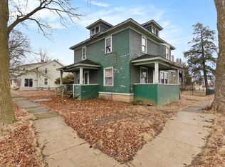 219 W Chestnut St, Albion, MI 49224