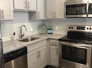 3818 Lofty St, Philadelphia, PA 19128