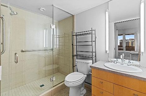 5th image of 221 E College St #7