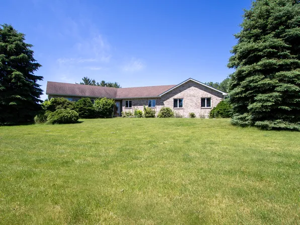 67 Ronhill Rd, Yorkville, IL 60560