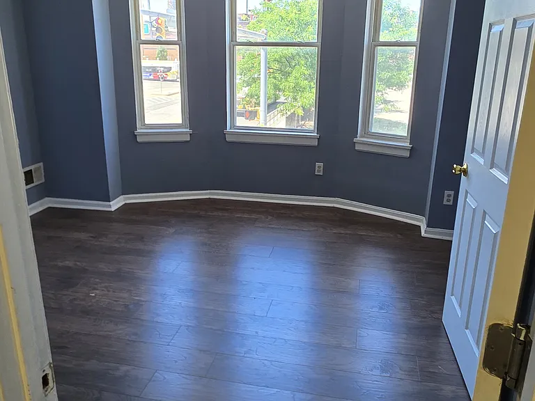2133 W Mulberry St — Photo 15