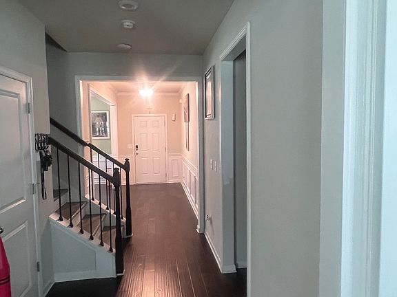 2nd image of 3750 Richmond Bnd