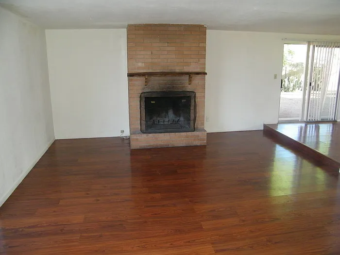 618 N Medford Dr — Photo 10