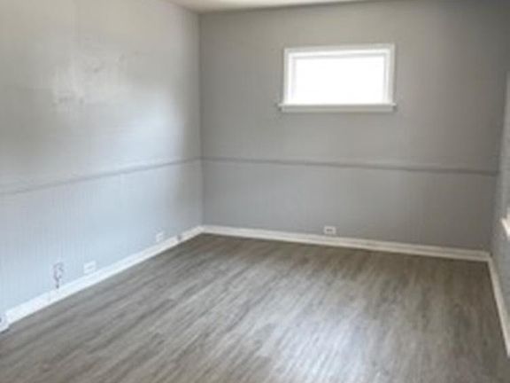 3rd image of 7222 Dearborn Ave #1-2