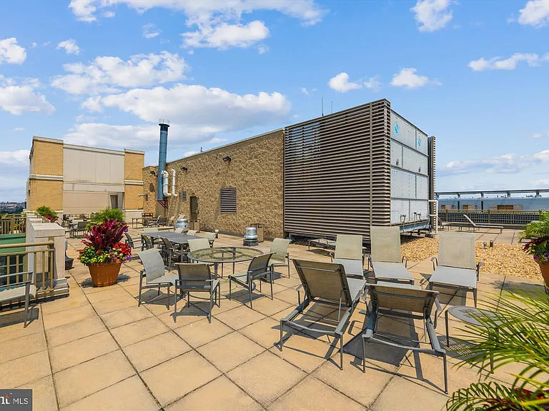 1150 K St NW #706 — Photo 22