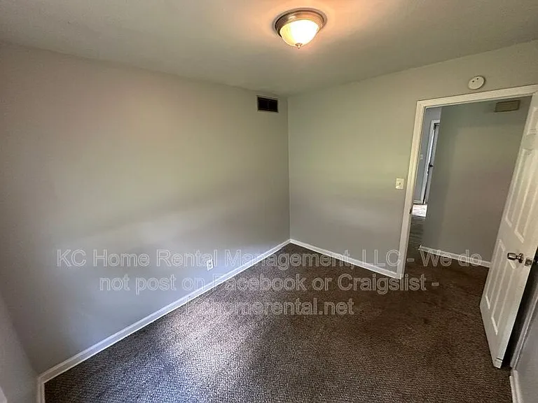 5160 Halsey St — Photo 24