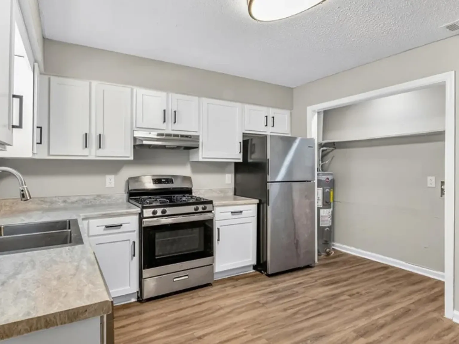 Tristan Townhomes — Photo 3