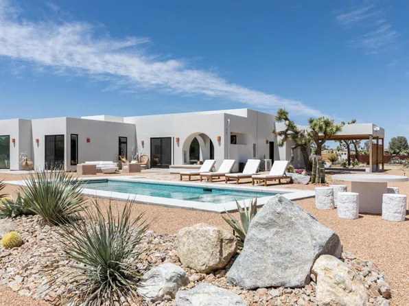 58309 Buena Vista Dr, Yucca Valley, CA 92284