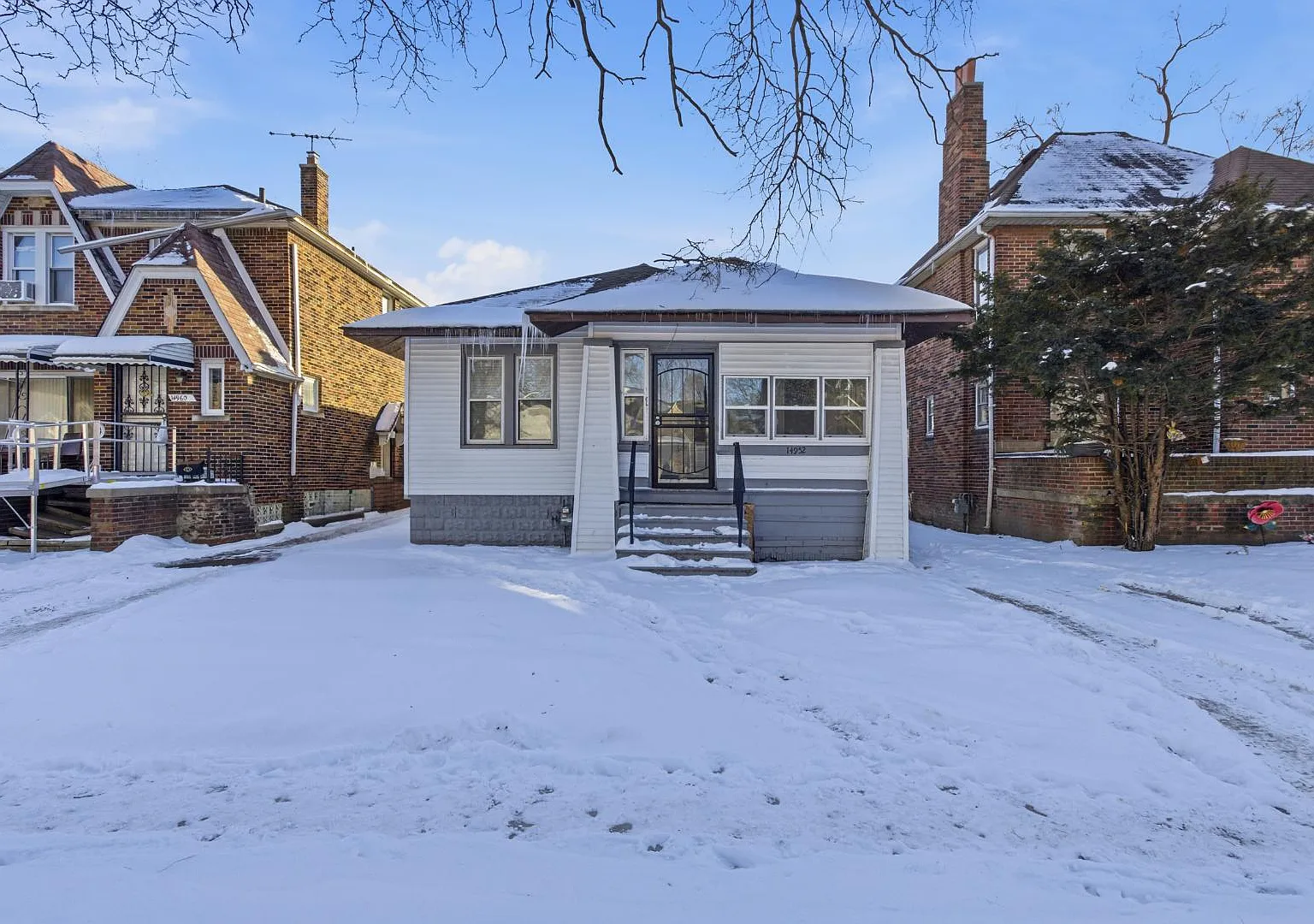 14952 E State Fair St — Photo 2