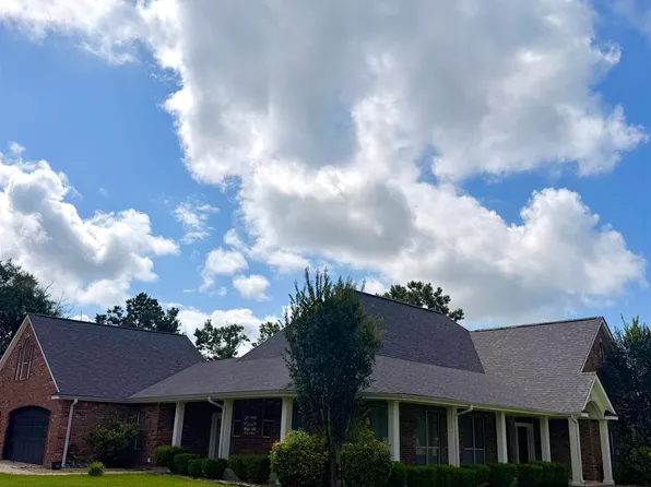 9655 Grapevine Dr, Orange, TX 77630