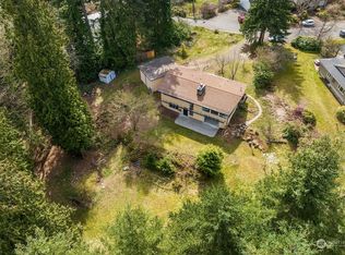 11004 Circle Dr, Bothell, WA 98011