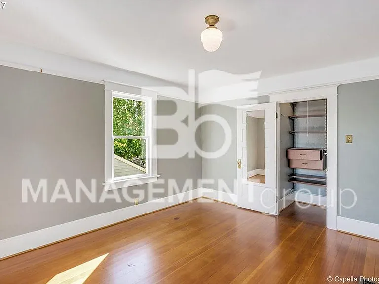 301 SW Nebraska St — Photo 14