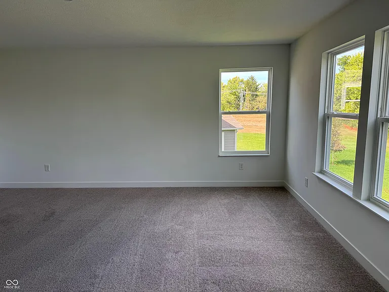 1059 Marston Ln — Photo 11