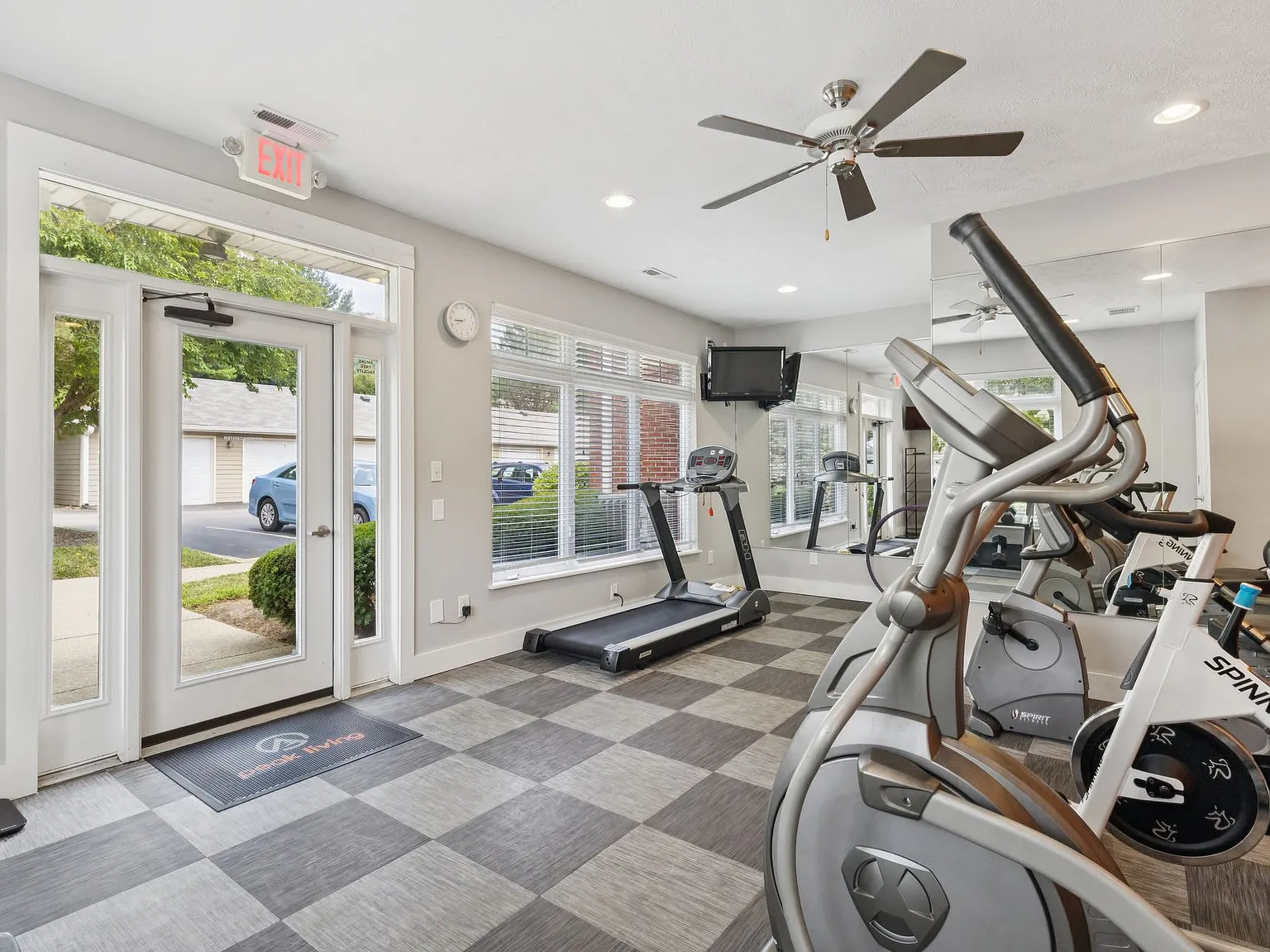 Aspenwood Apartments — Photo 4
