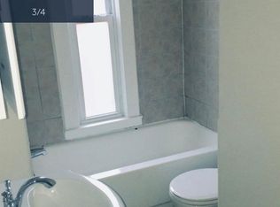1018 W 32nd Pl APT 2R, Chicago, IL