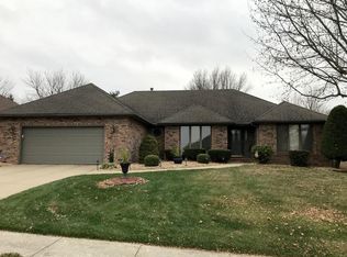 1228 W Swallow St, Springfield, MO 65810