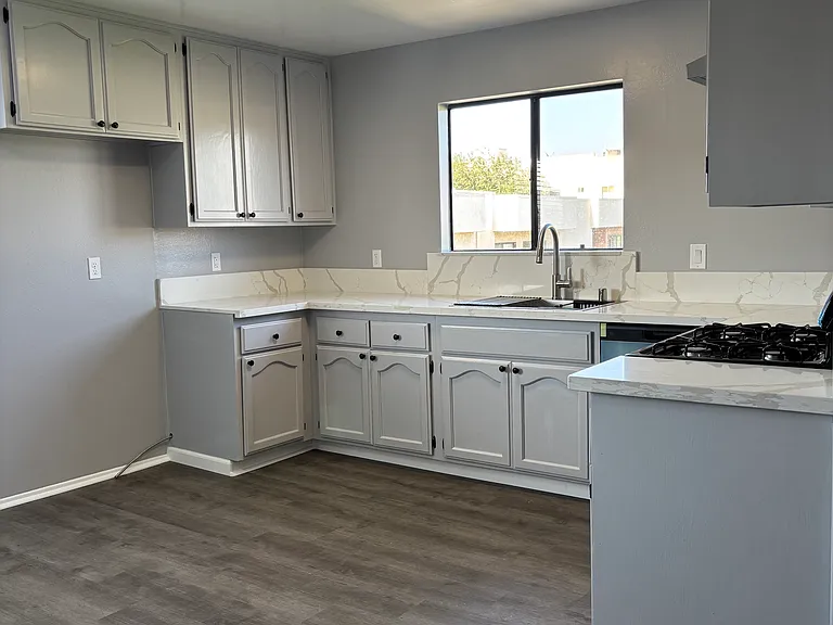 615 E Lomita Ave #3 — Photo 2