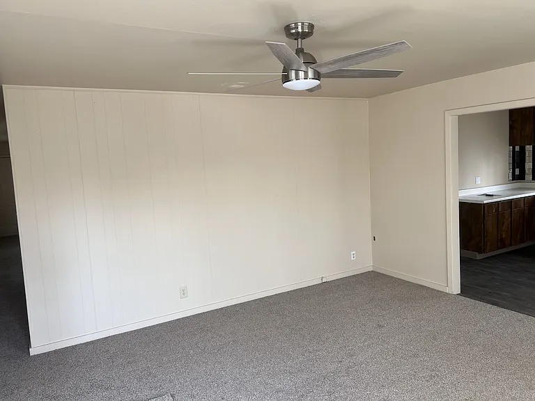 440 Pine St — Photo 2