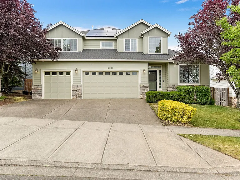 2643 Andrew Ave NW — Photo 1