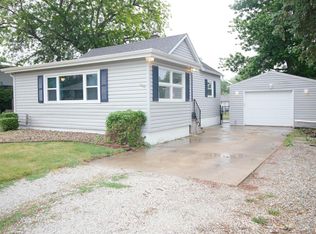 206 W A St, Alpha, IL 61413