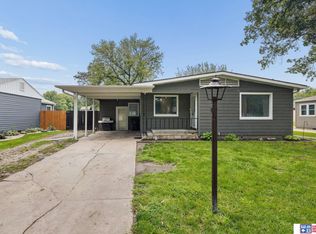 34 Edison Ave, York, NE 68467